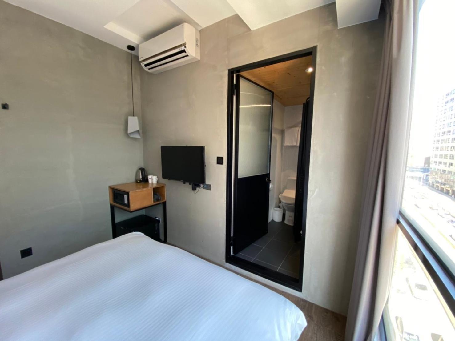 Just Inn Xin Yi 正旅館 信義 Taipei Exterior foto